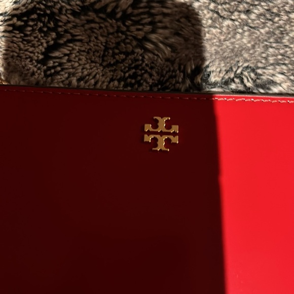 Tory Burch Blake patent leather slim long Wallet New - Picture 10 of 16